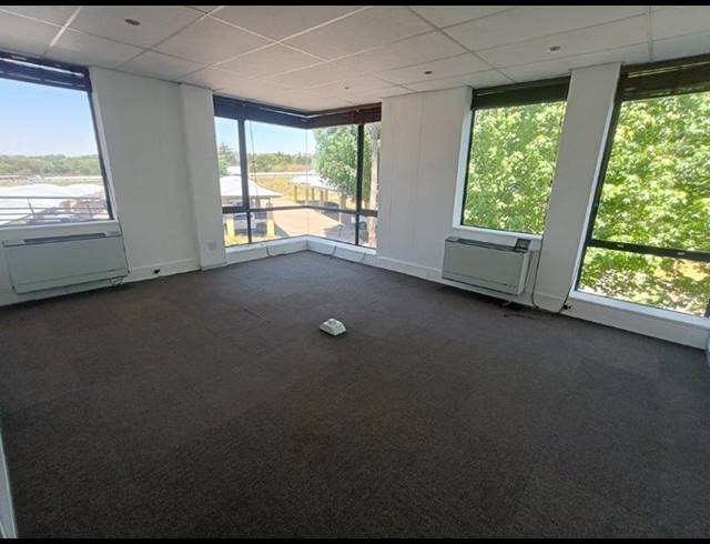 BUSINESS PROPERTY TO RENT IN WELTEVREDEN PARK